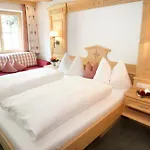 Ferienschloessl Harmonie 4* Holzgau