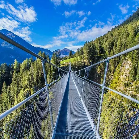 菲莉斯克罗斯哈蒙妮旅馆 招待所 4*