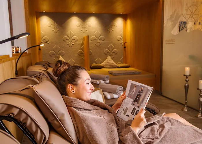 招待所 菲莉斯克罗斯哈蒙妮旅馆 4*