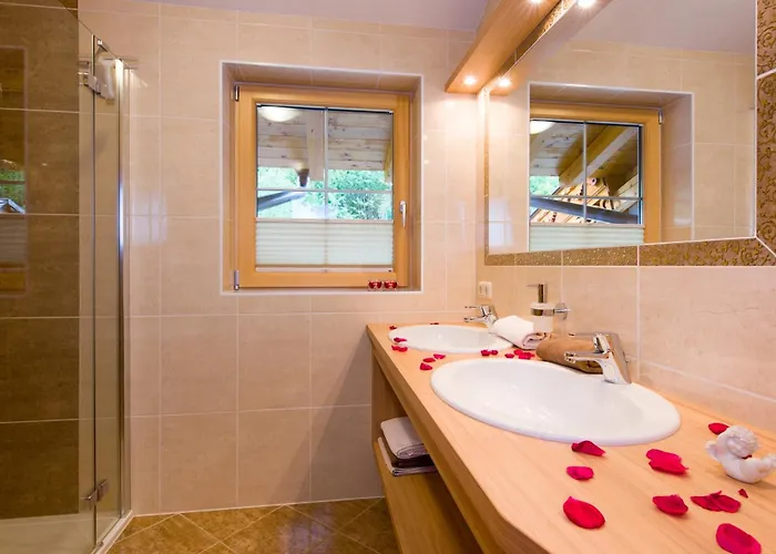 招待所 菲莉斯克罗斯哈蒙妮旅馆 4*