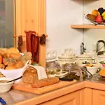 Vendégház Ferienschloessl Harmonie Holzgau