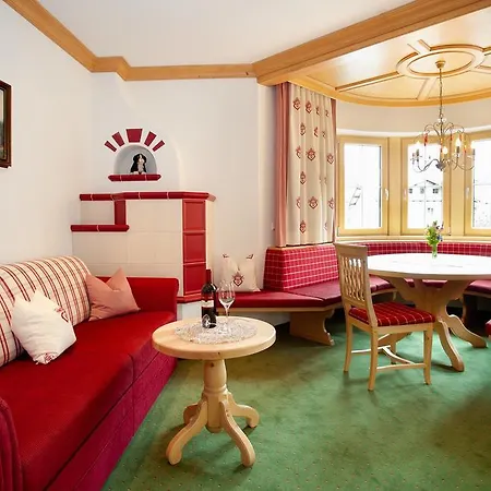 Ferienschlössl Harmonie Gasthof 4*