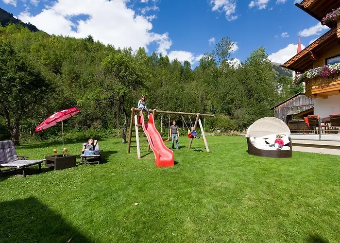 Ferienschloessl Harmonie Affittacamere 4*