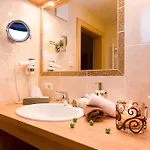 Гостевой дом Ferienschlossl Harmonie 4*