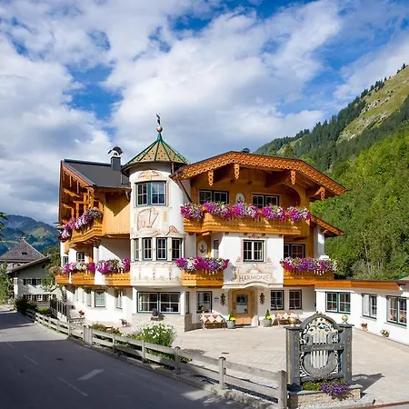 Ferienschloessl Harmonie Pensionat