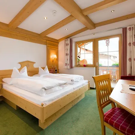 Ferienschloessl Harmonie Konukevi Holzgau